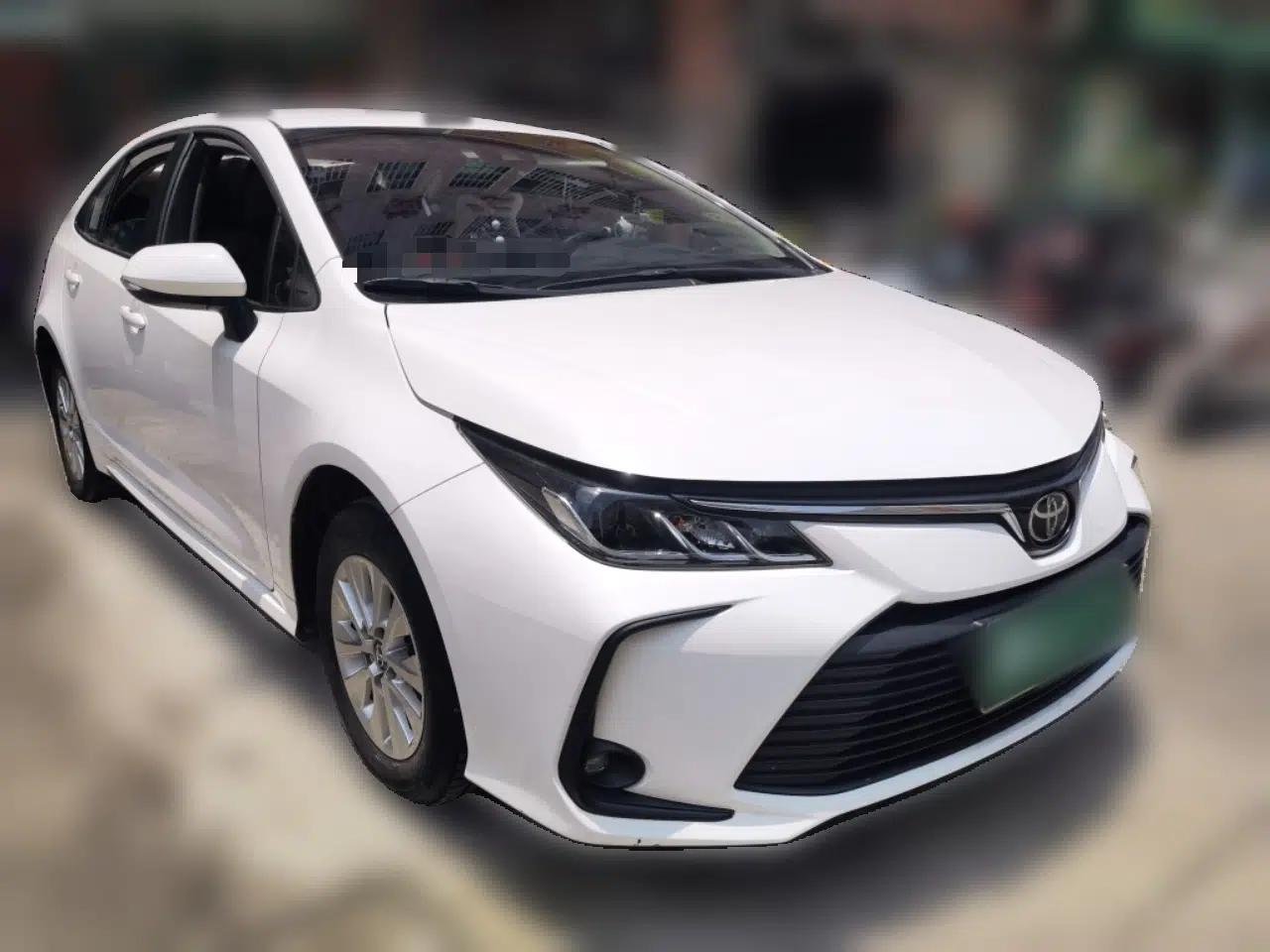 Toyota Corolla 2021 1.2T S-CVT Elite PLUS Edition — миниатюра 3