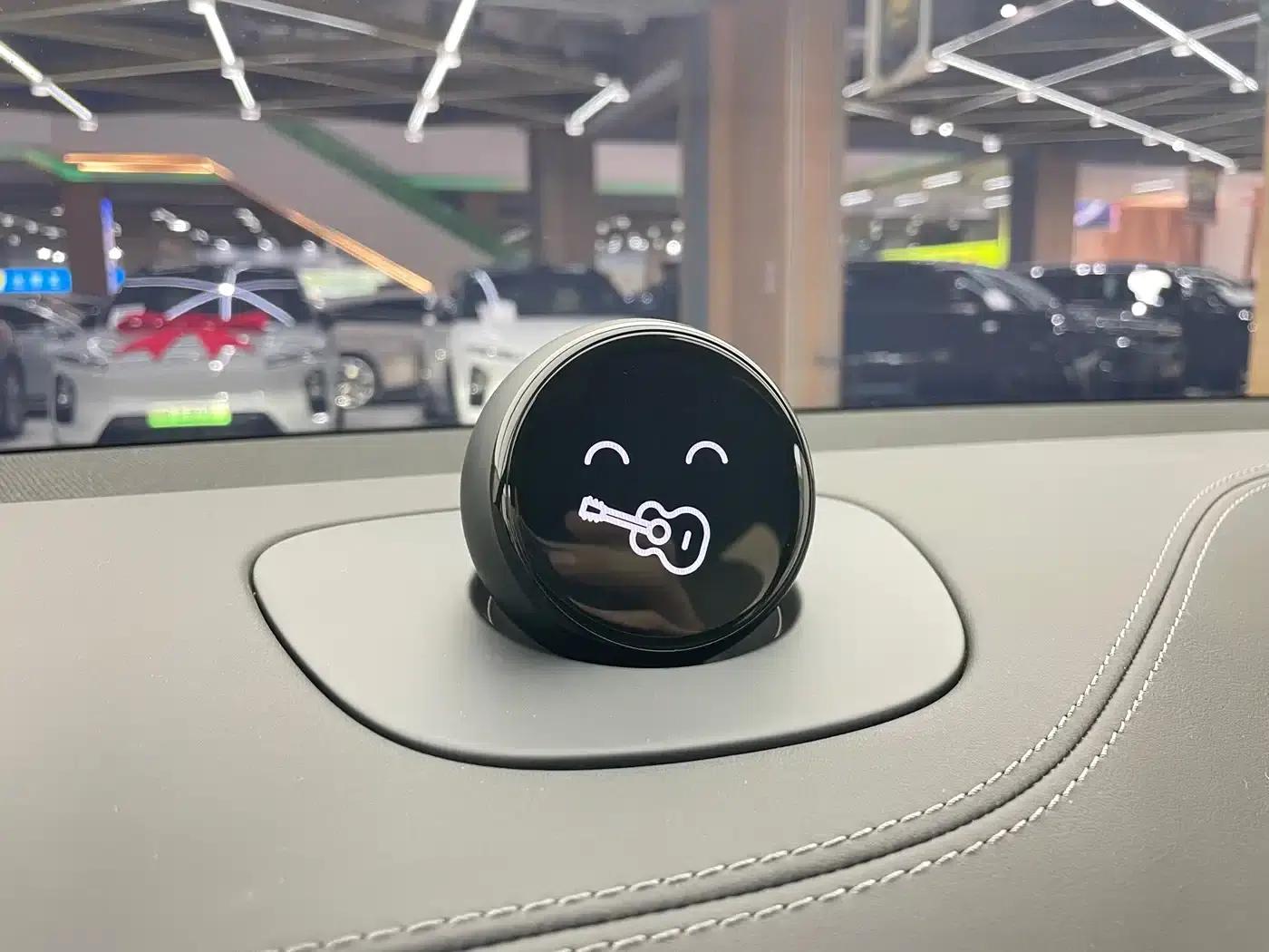 NIO ES6 2023 model 75kWh — миниатюра 14