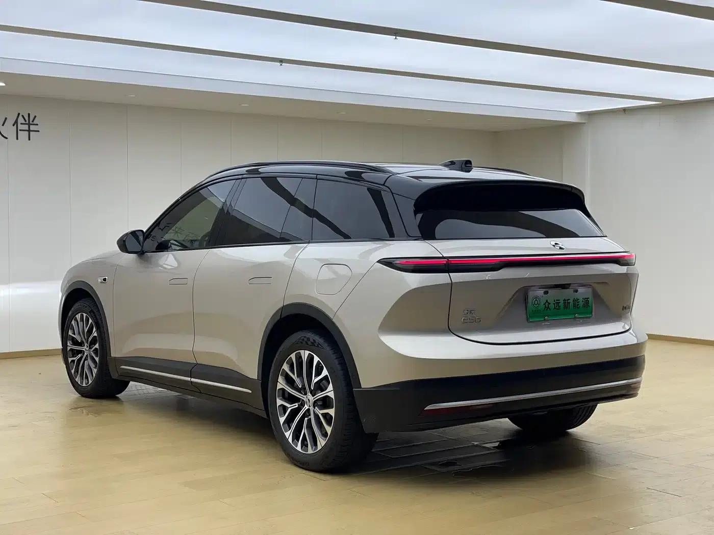 NIO ES6 2023 model 75kWh — миниатюра 8