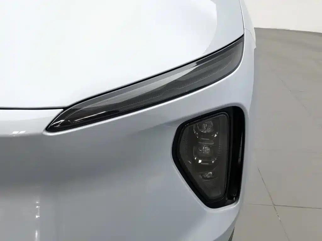 NIO ES6 2024 model 75kWh — миниатюра 7