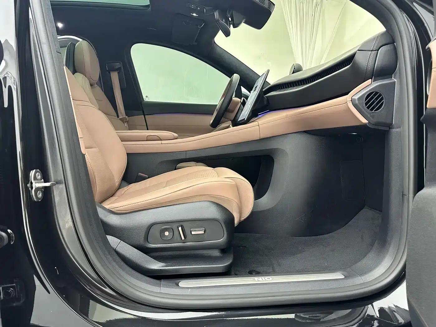 NIO ES6 2023 model 75kWh — миниатюра 12