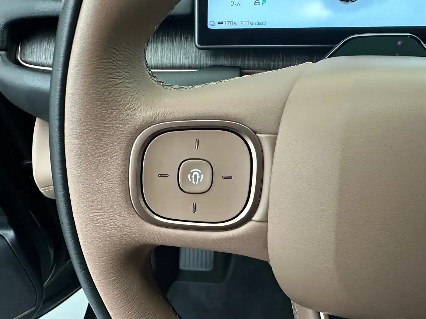 NIO ES6 2023 model 75kWh — миниатюра 18