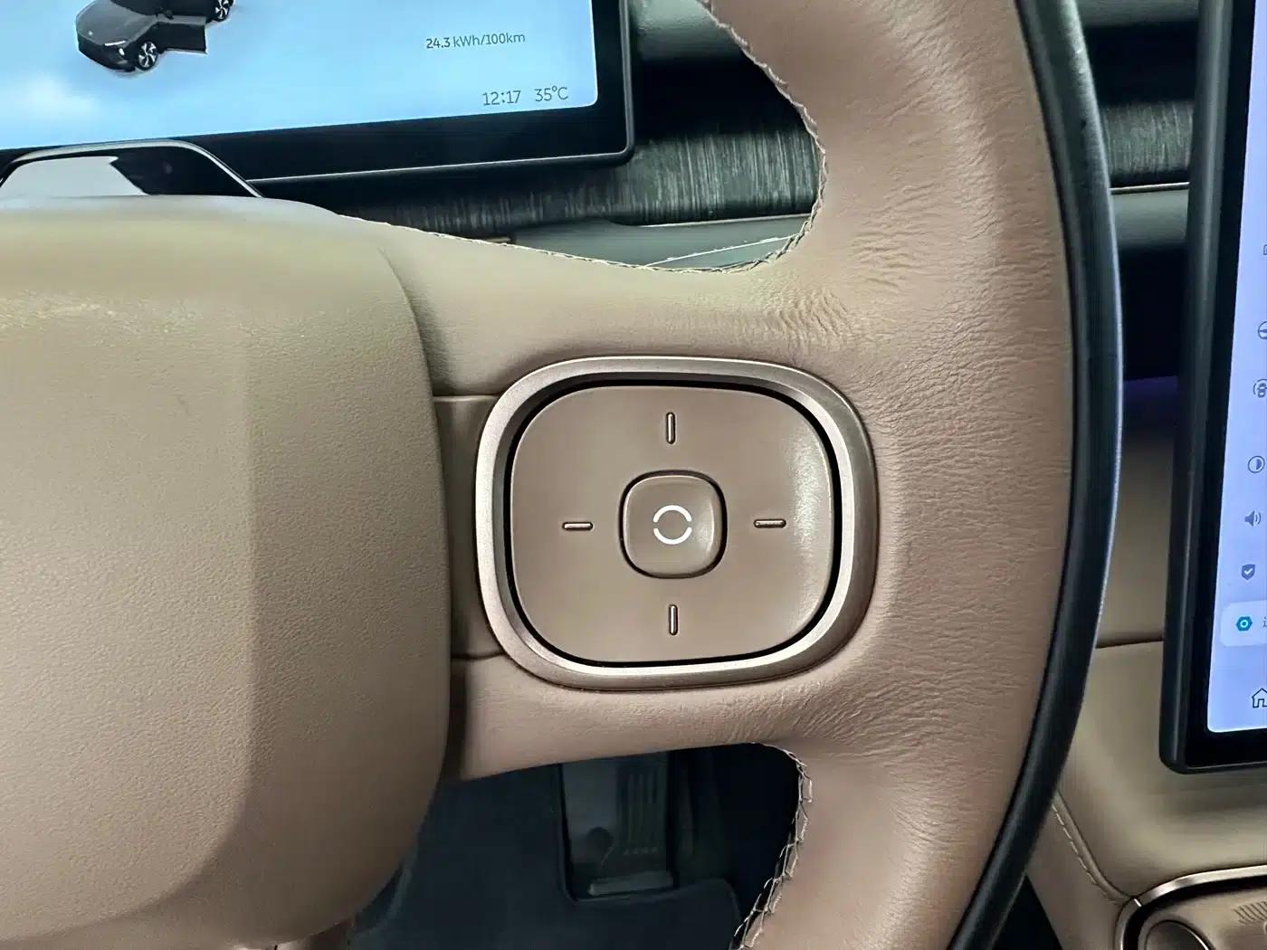 NIO ES6 2023 model 75kWh — миниатюра 19