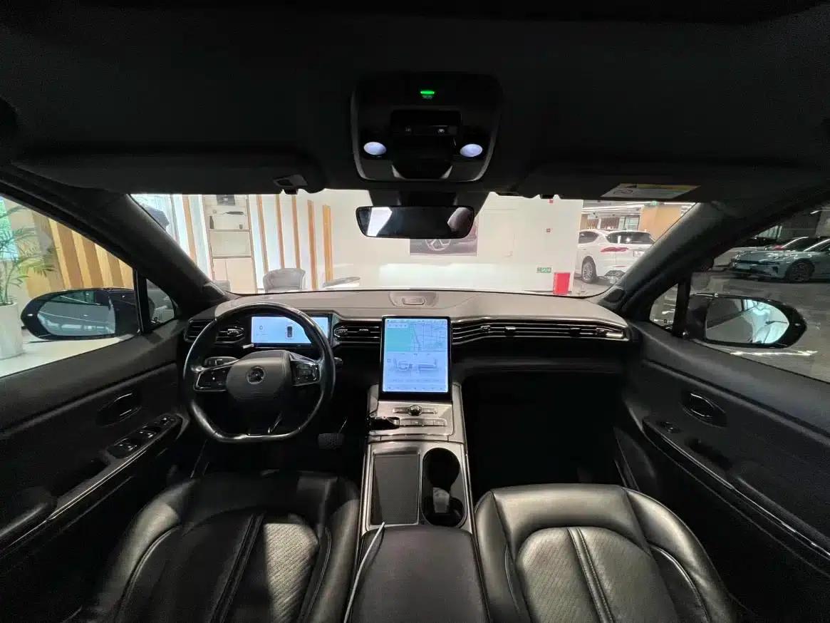 NIO ES6 2020 420KM Sport Edition — миниатюра 13