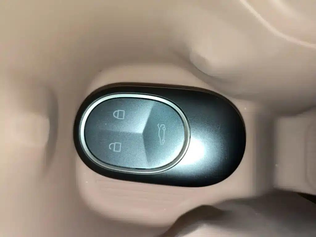 NIO ES6 2024 model 75kWh — миниатюра 9