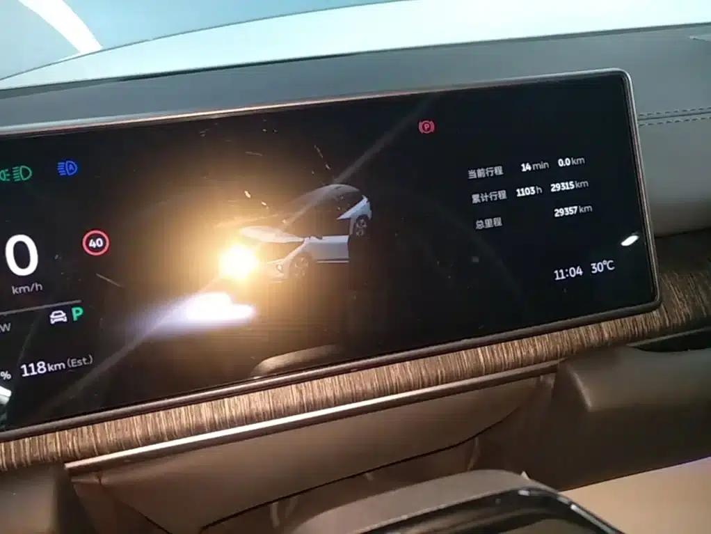 NIO ES6 2024 model 75kWh — миниатюра 12