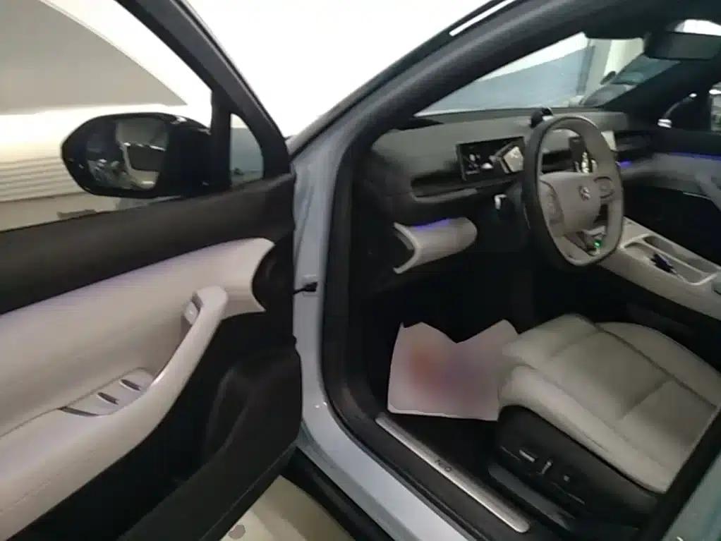 NIO ES6 2024 model 75kWh — миниатюра 16