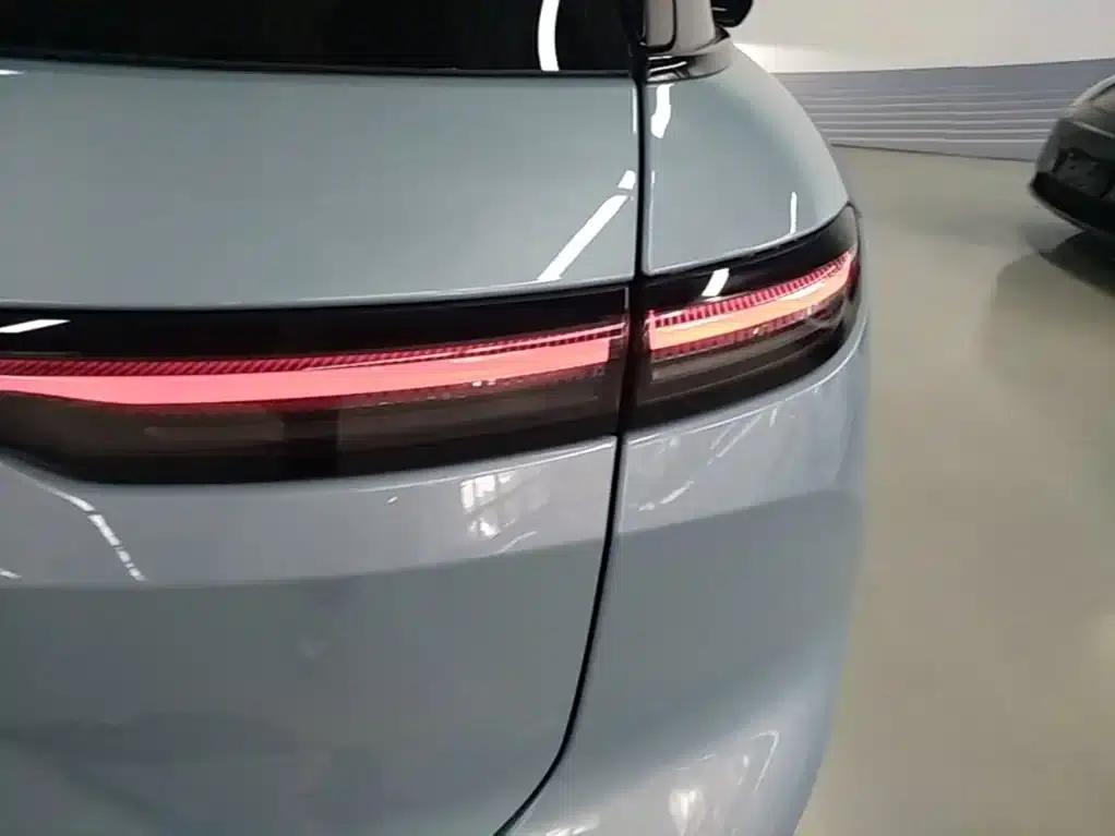 NIO ES6 2024 model 75kWh — миниатюра 8