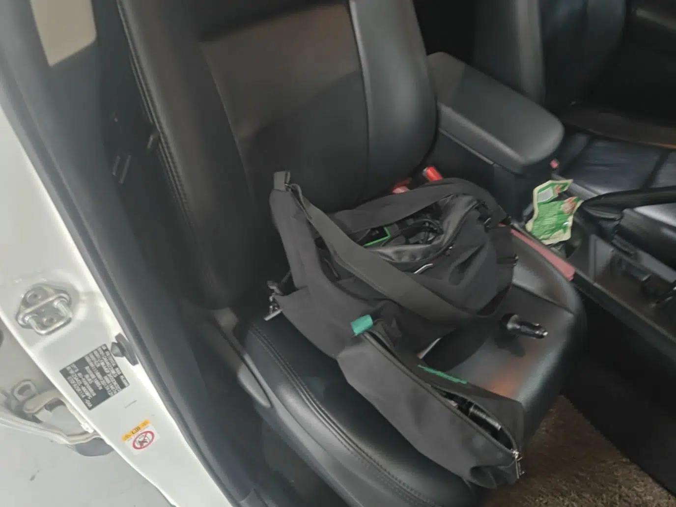 Toyota RAV4 2016 2.0L CVT Two-Wheel Drive Fashion Edition China V Standard — миниатюра 19