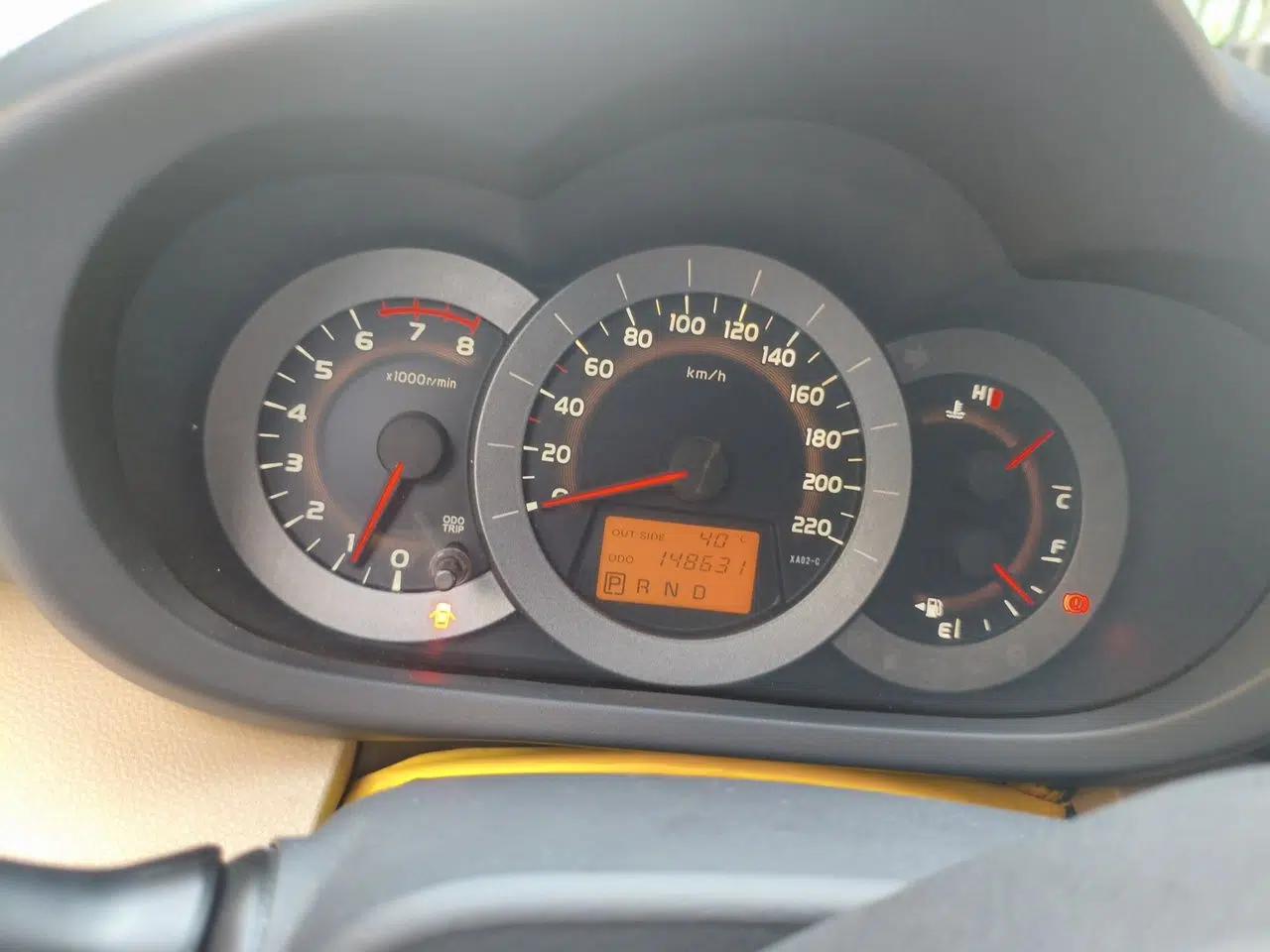 Toyota RAV4 2011 2.0L Automatic Classic Edition — миниатюра 11