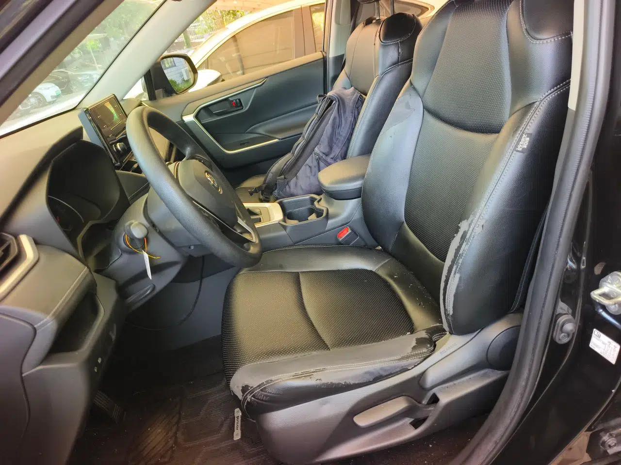 Toyota RAV4 2020 2.0L CVT Two-Wheel Drive Urban Edition — миниатюра 15