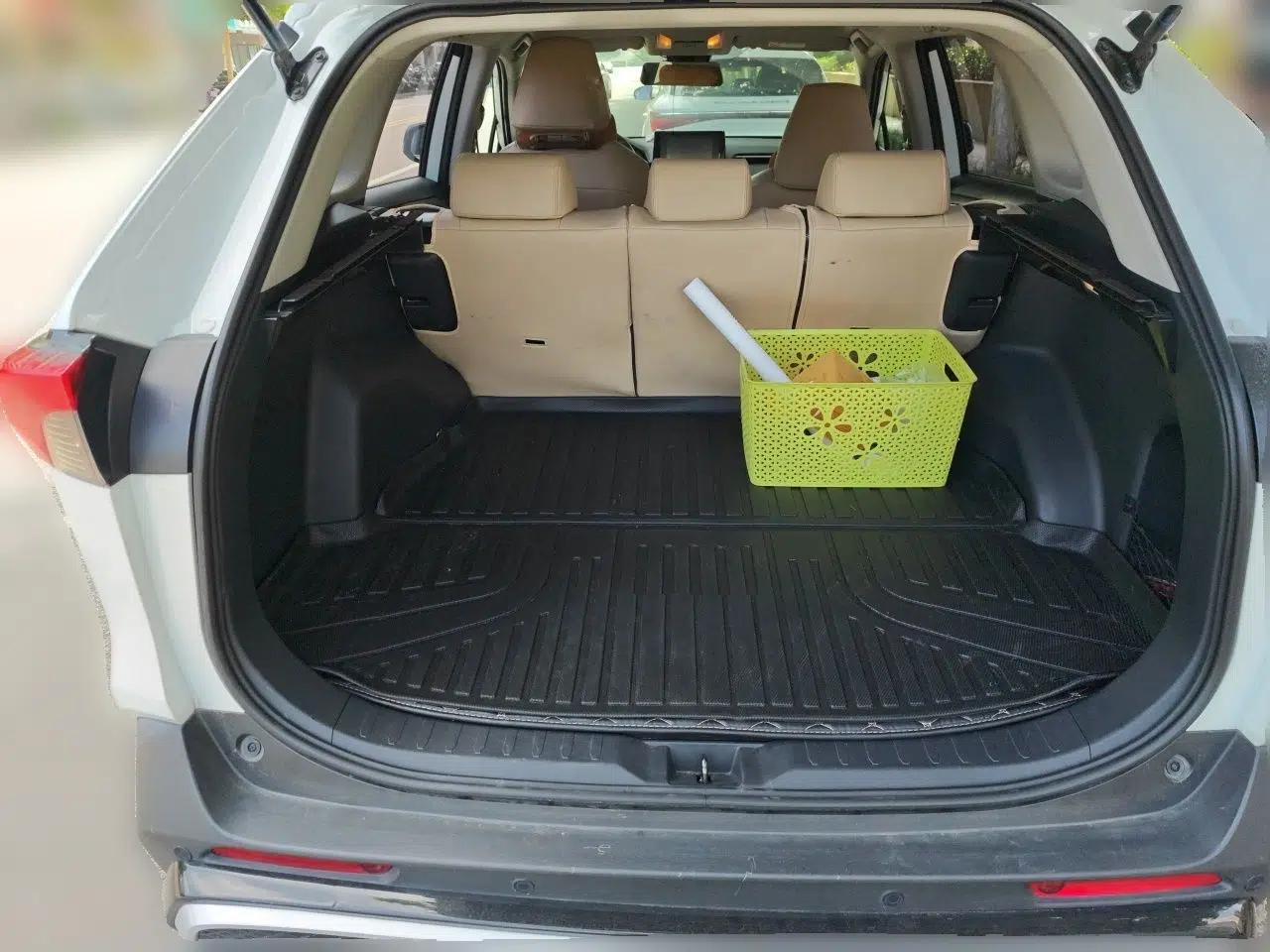 Toyota RAV4 2021 2.0L CVT Two-Wheel Drive Urban Edition — миниатюра 19