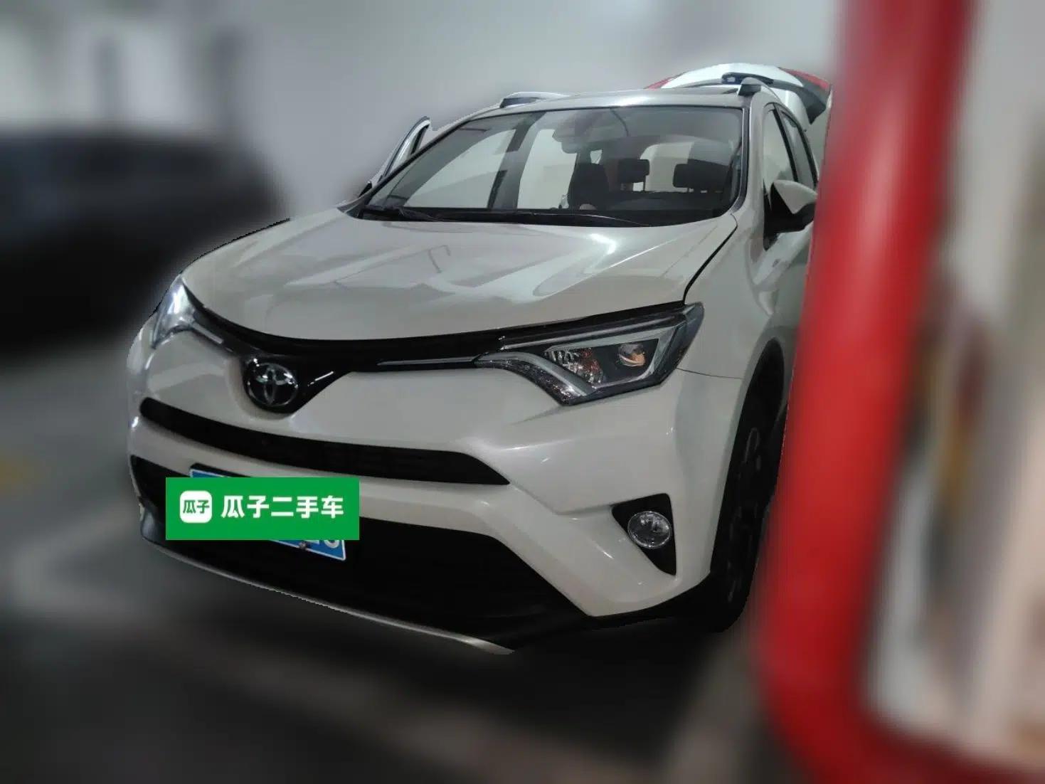 Toyota RAV4 2018 2.5L Automatic 4x4 Elite i Edition — миниатюра 1