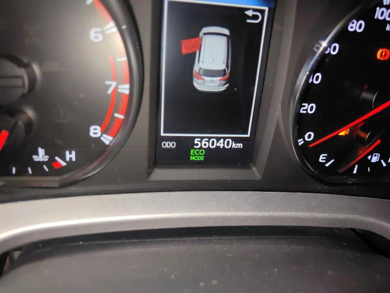 Toyota RAV4 2018 2.5L Automatic 4x4 Elite i Edition — миниатюра 12