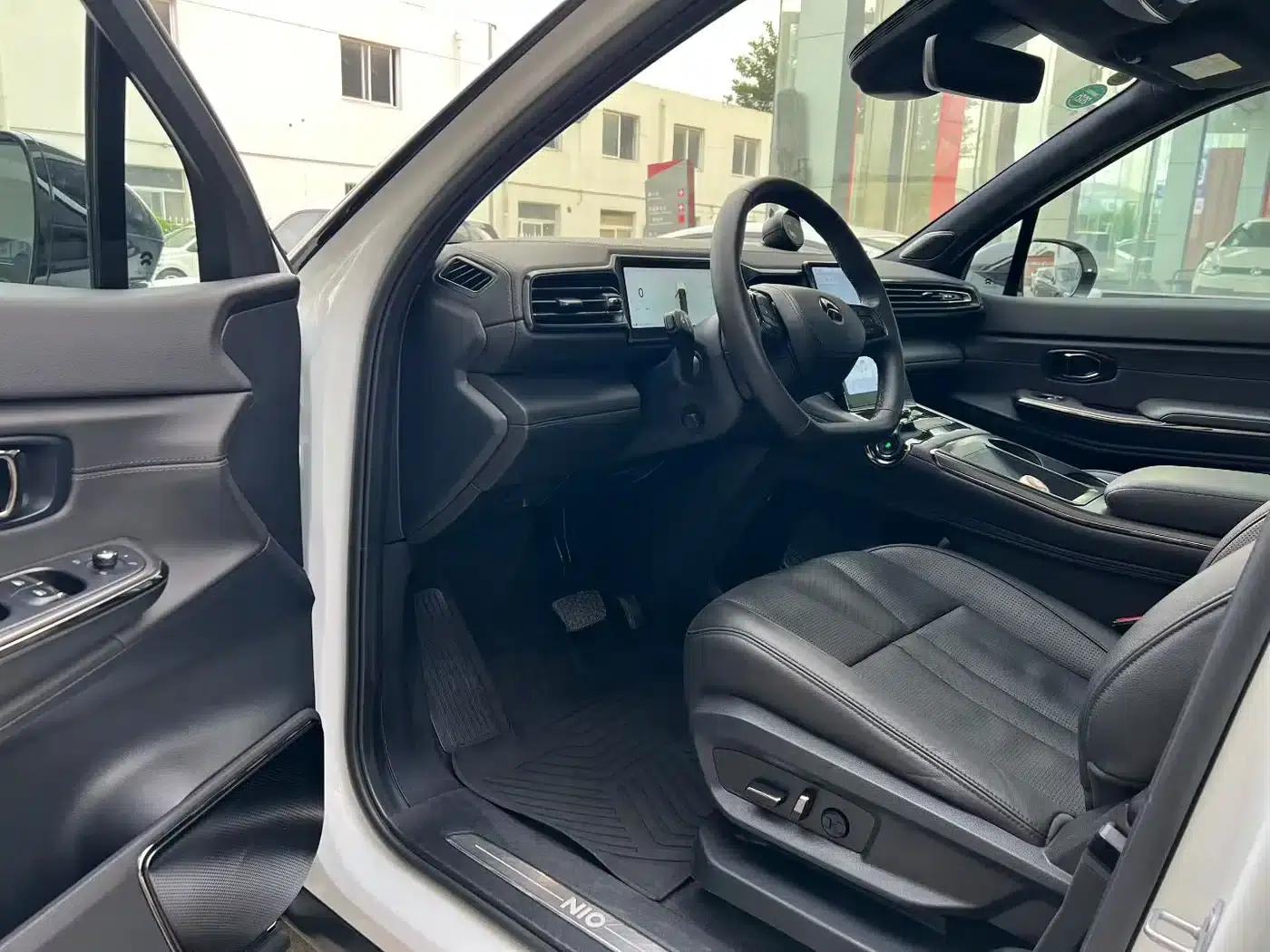 NIO ES8 2020 Model 415KM Seven-Seater — миниатюра 4