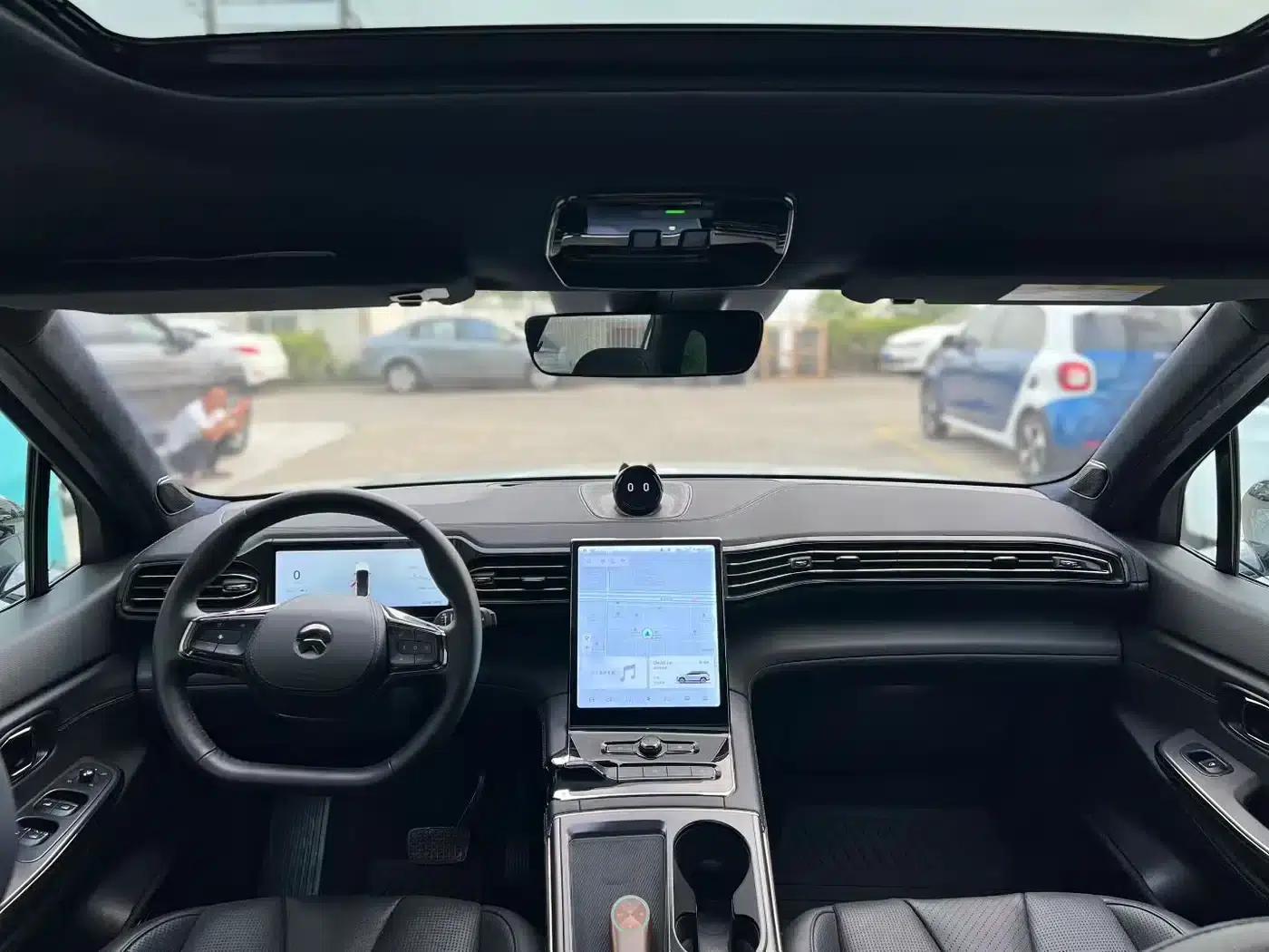NIO ES8 2020 Model 415KM Seven-Seater — миниатюра 5