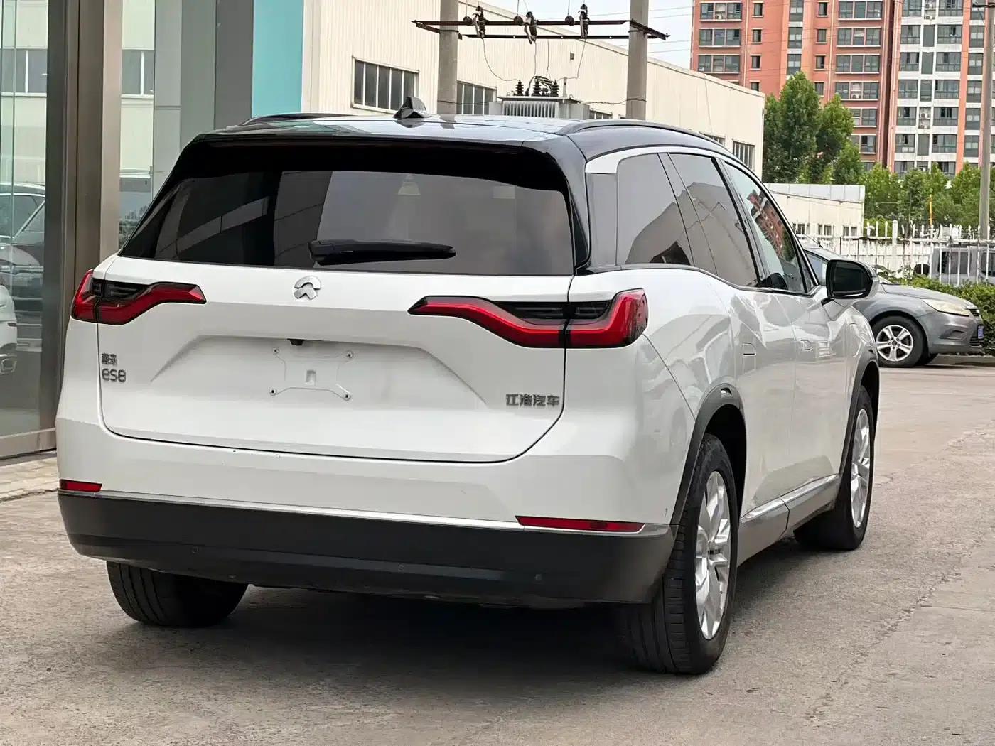 NIO ES8 2020 Model 415KM Seven-Seater — миниатюра 9