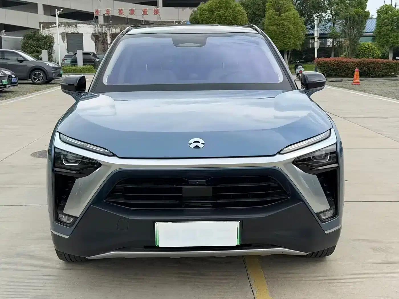 NIO ES8 2020 Model 415KM Six-Seater — миниатюра 1