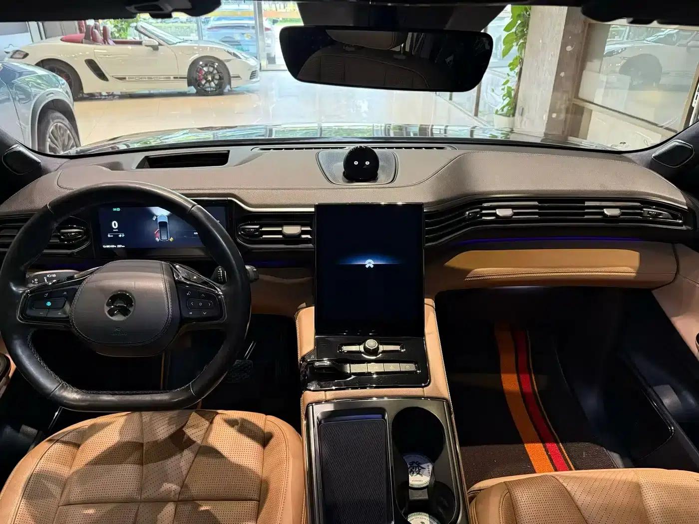 NIO ES8 2020 Model 415KM Seven-Seater — миниатюра 7