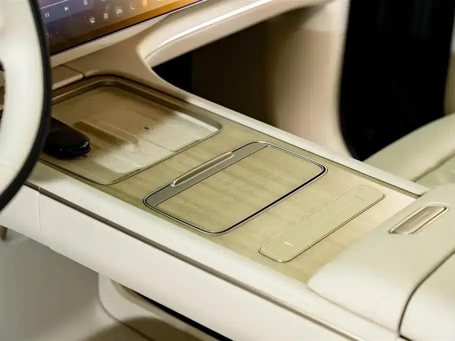 NIO ES8 2026 Model Six-Seat Executive Luxury Edition — миниатюра 13