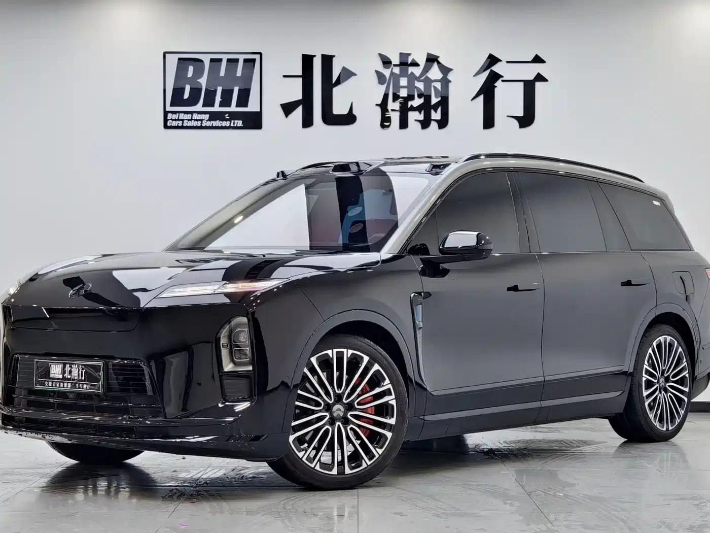 NIO ES8 2026 Model Six-Seat Executive Signature Edition — миниатюра 1