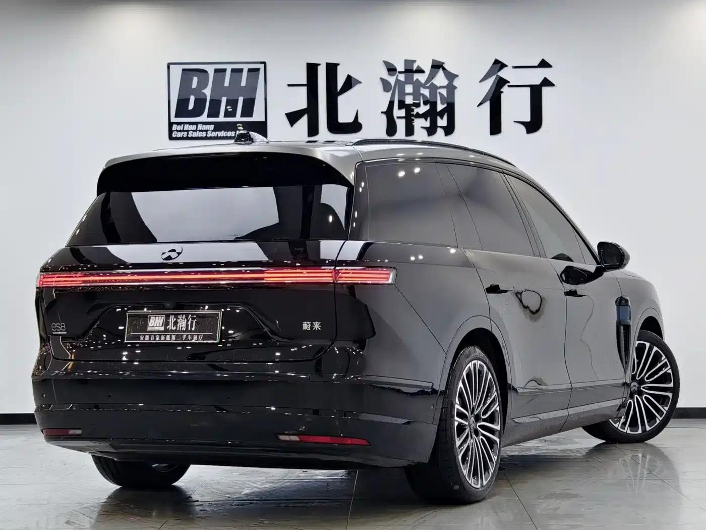 NIO ES8 2026 Model Six-Seat Executive Signature Edition — миниатюра 4