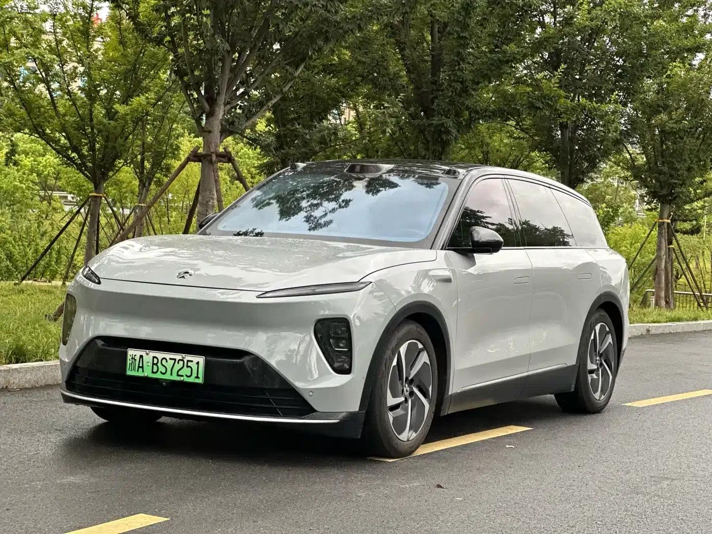 NIO ES8 2023 model 75kWh — миниатюра 1