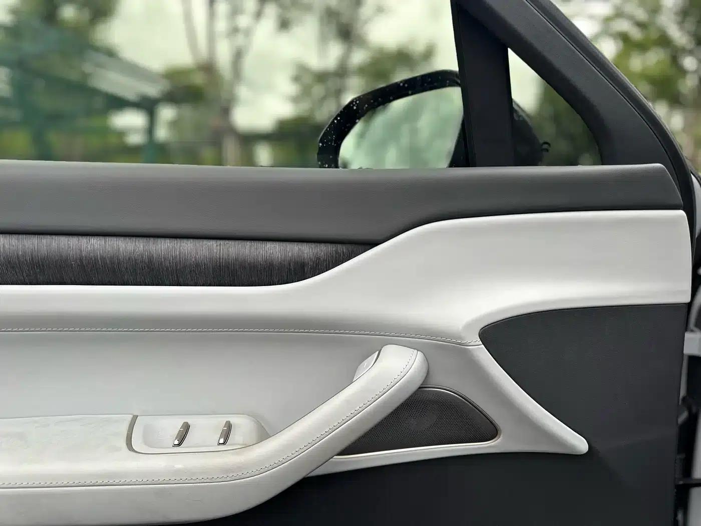 NIO ES8 2023 model 75kWh — миниатюра 13