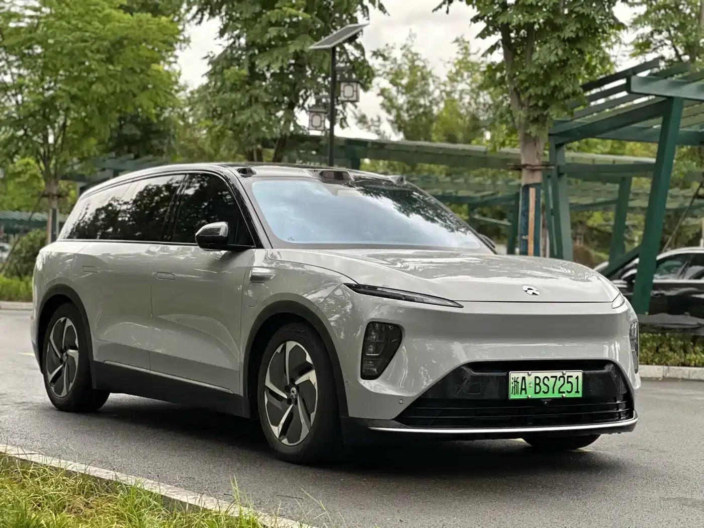 NIO ES8 2023 model 75kWh — миниатюра 3