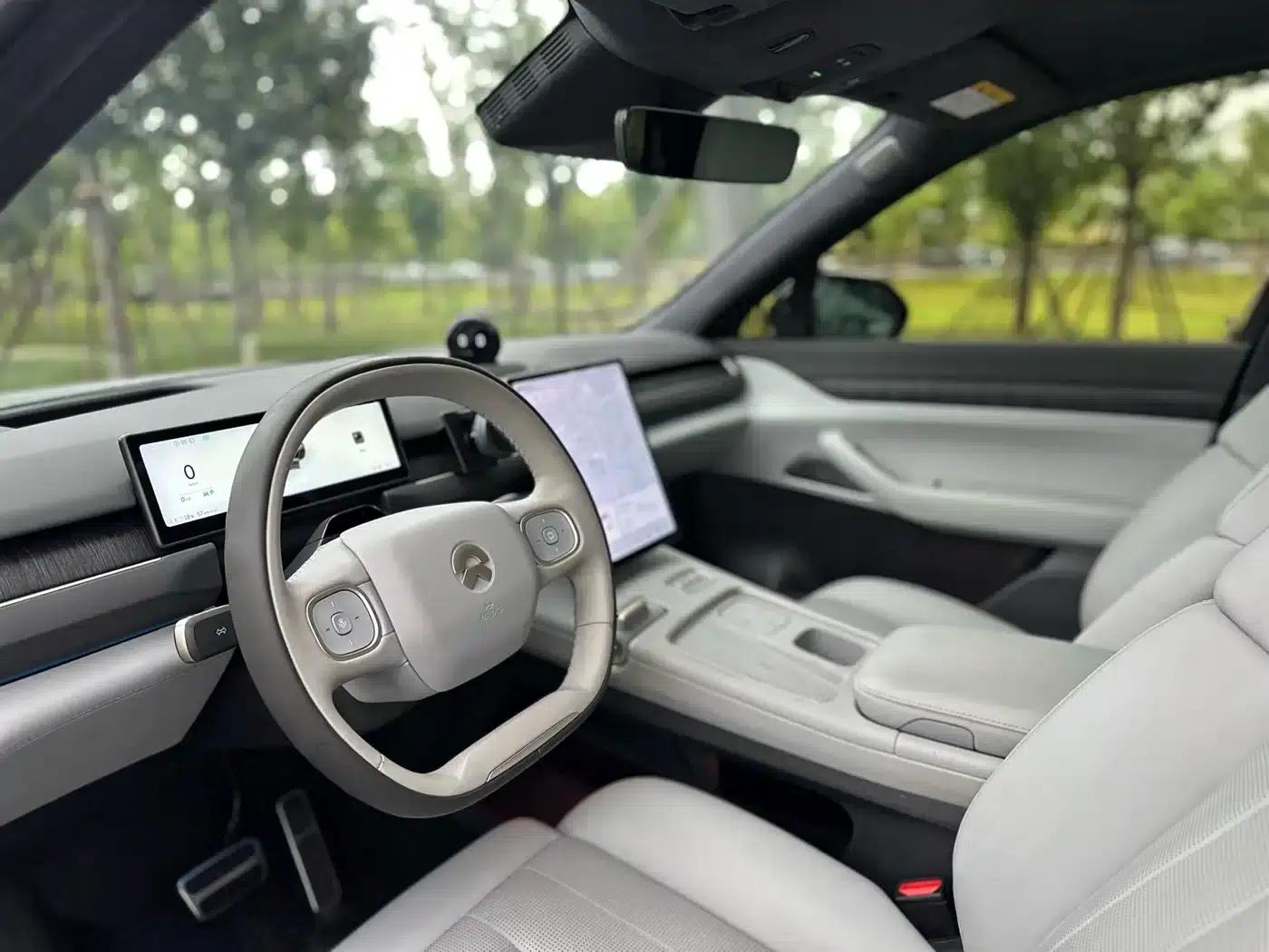 NIO ES8 2023 model 75kWh — миниатюра 8