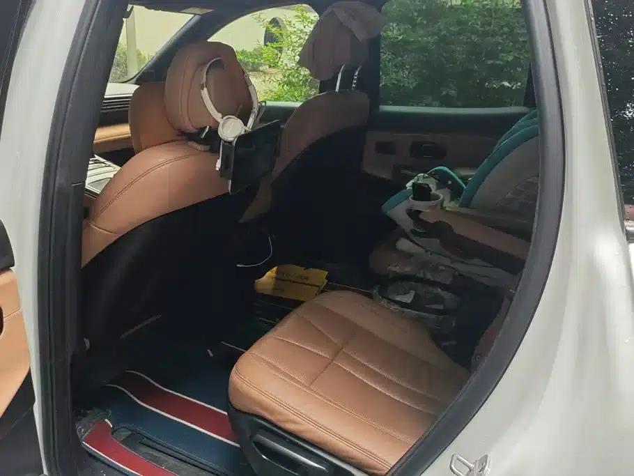NIO ES8 2020 Model 415KM Six-Seater — миниатюра 11