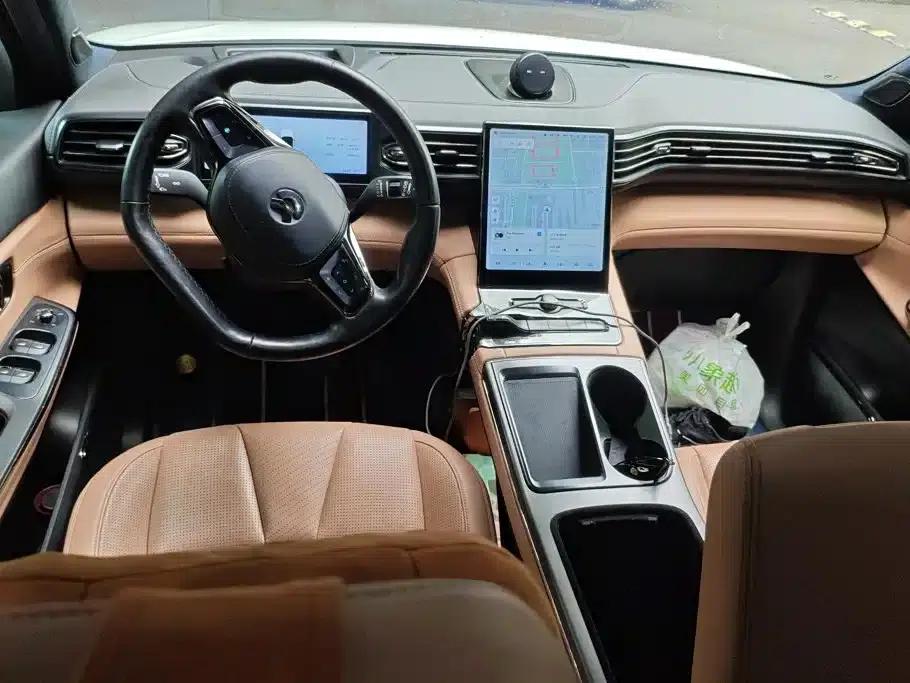 NIO ES8 2020 Model 415KM Six-Seater — миниатюра 12