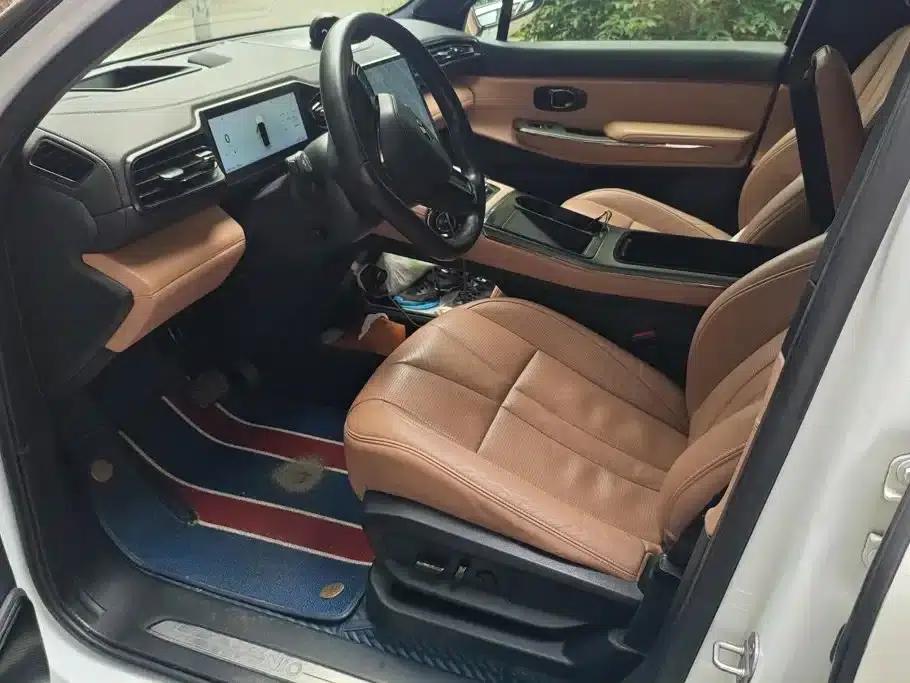 NIO ES8 2020 Model 415KM Six-Seater — миниатюра 9