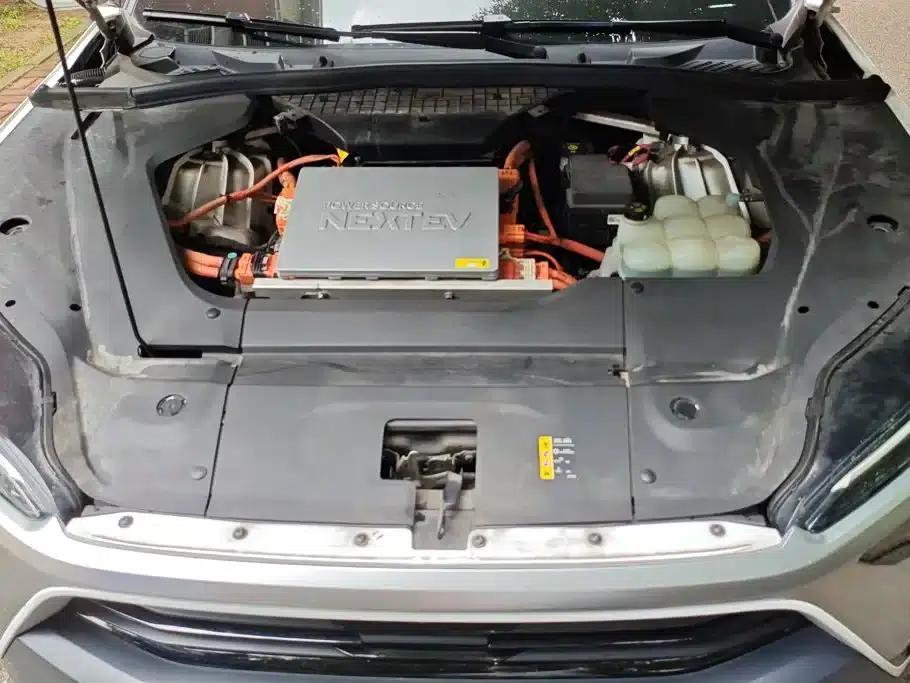 NIO ES8 2020 Model 415KM Six-Seater — миниатюра 10