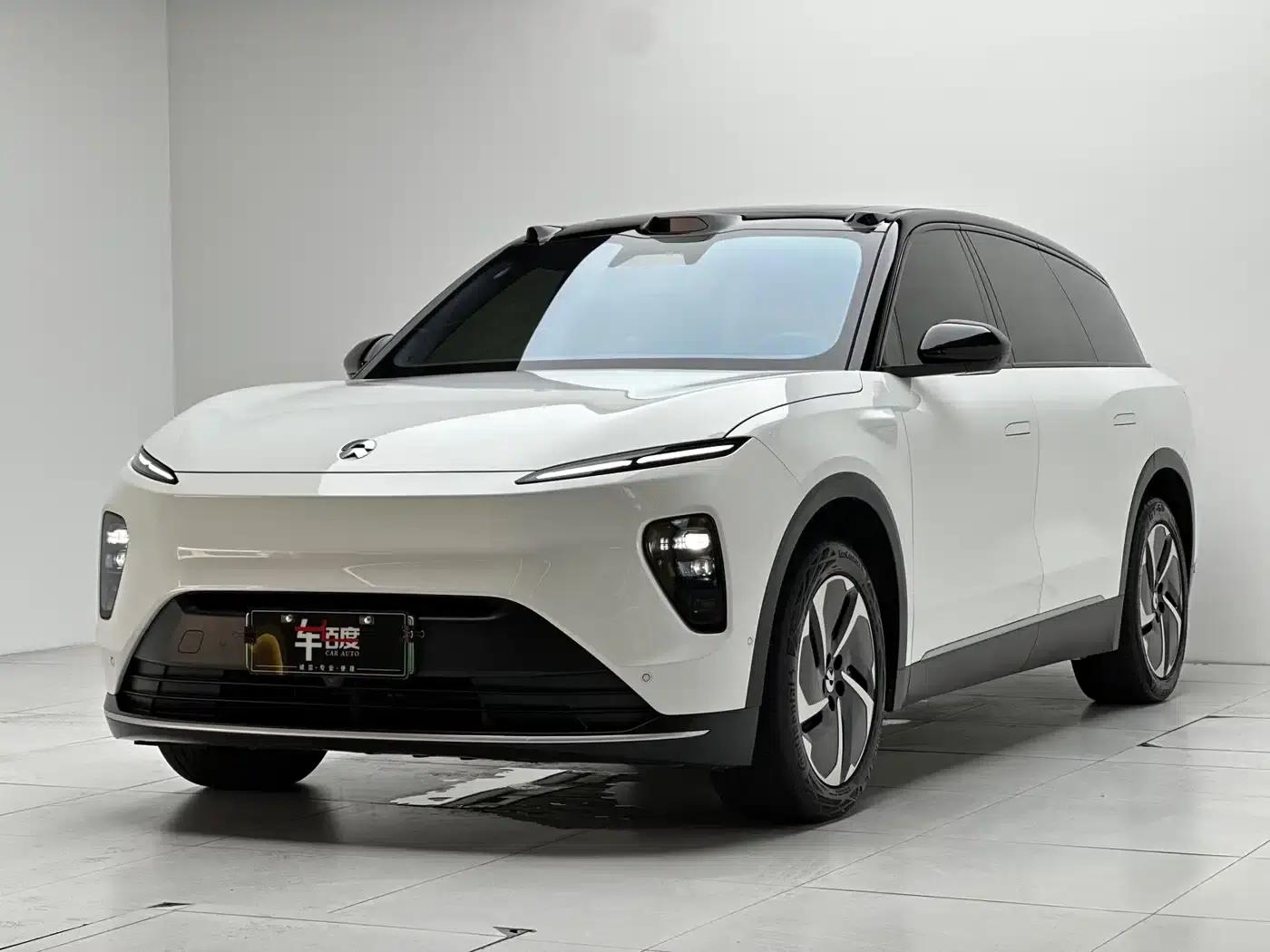 NIO ES8 2023 75kWh Executive Edition — миниатюра 1