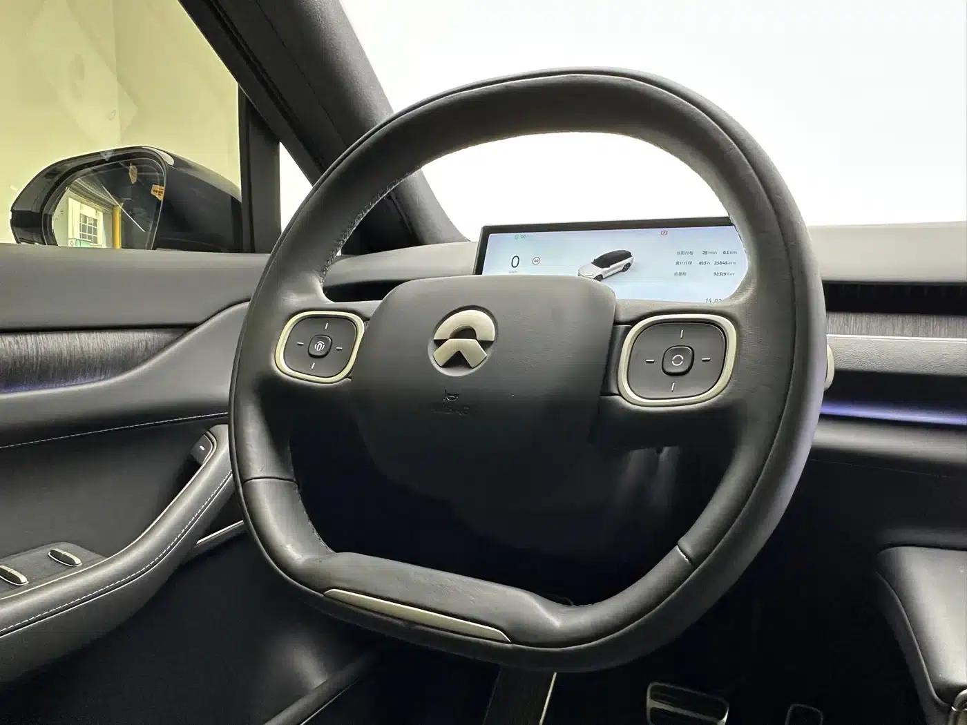 NIO ES8 2023 75kWh Executive Edition — миниатюра 10