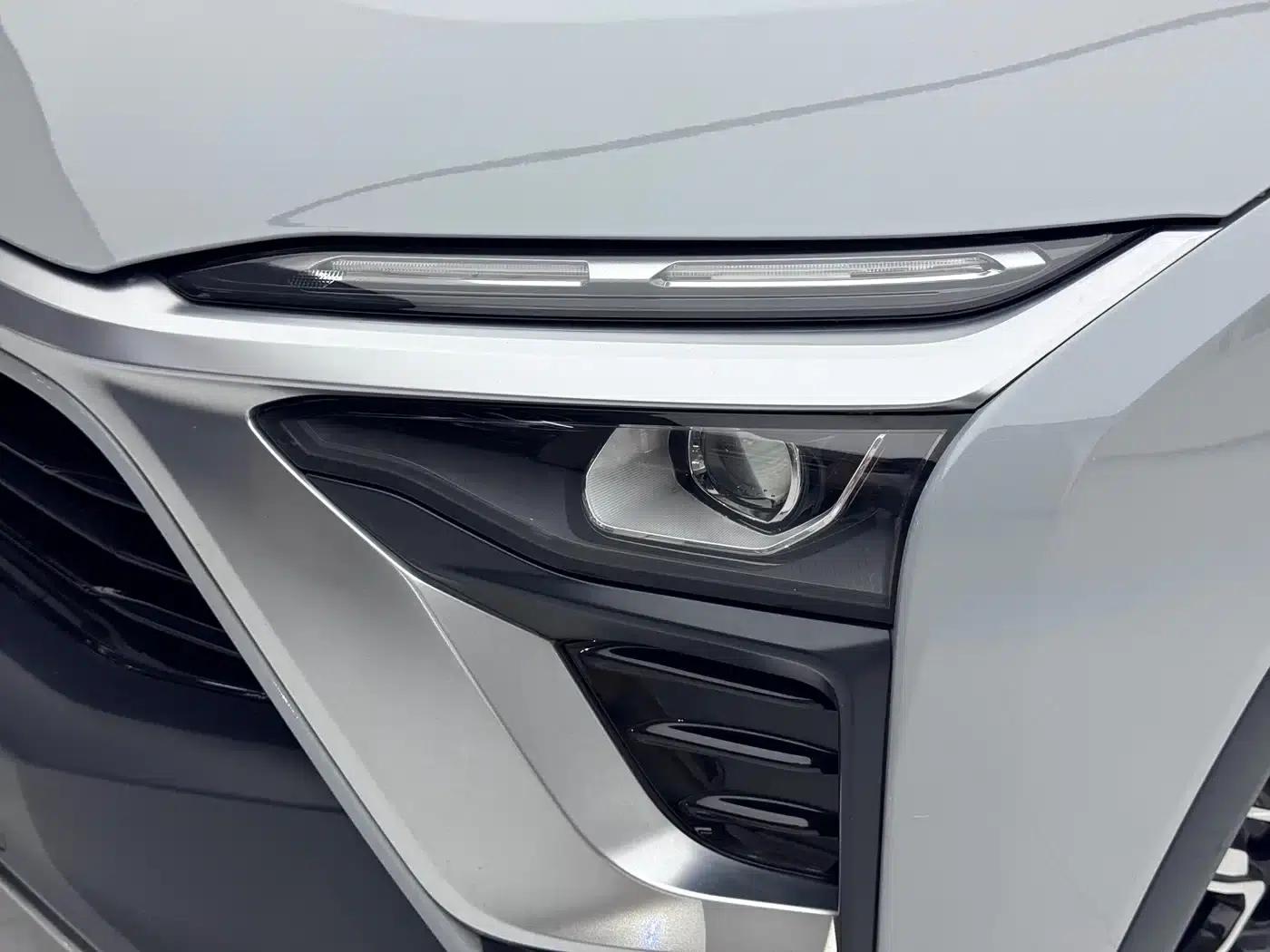 NIO ES8 2018 Founder Edition — миниатюра 4