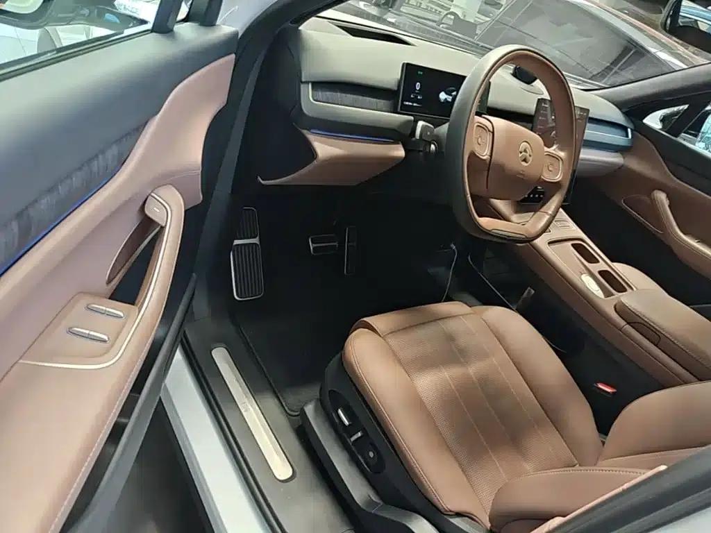 NIO ES8 2023 model 75kWh — миниатюра 16