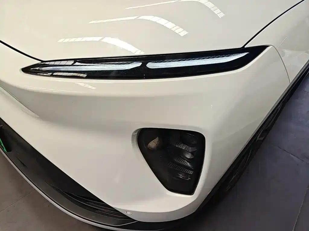 NIO ES8 2023 model 75kWh — миниатюра 24