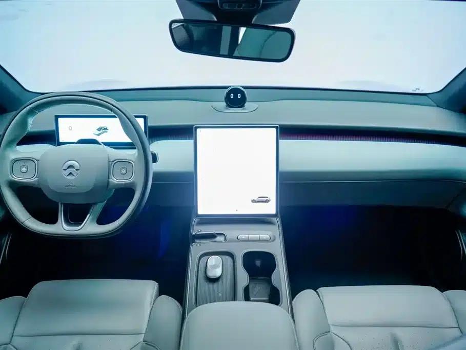 NIO ET5T 2024 Model 75kWh Touring — миниатюра 2