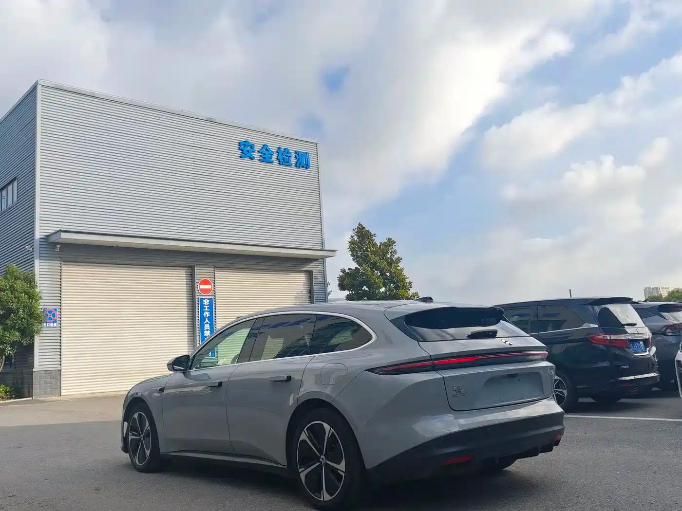 NIO ET5T 2023 75kWh Touring — миниатюра 2