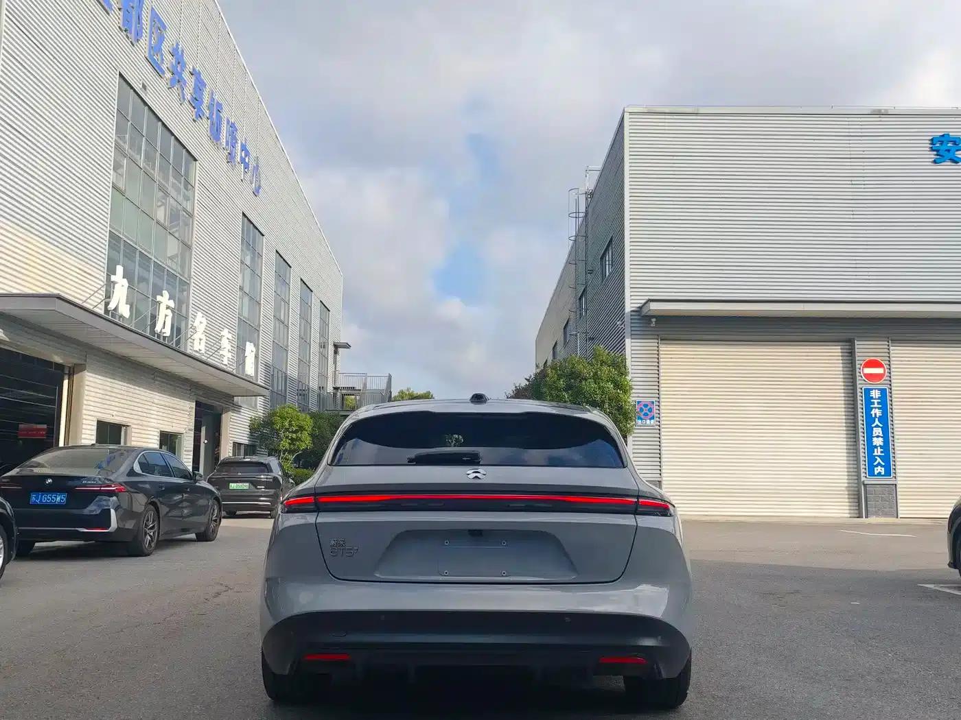 NIO ET5T 2023 75kWh Touring — миниатюра 10