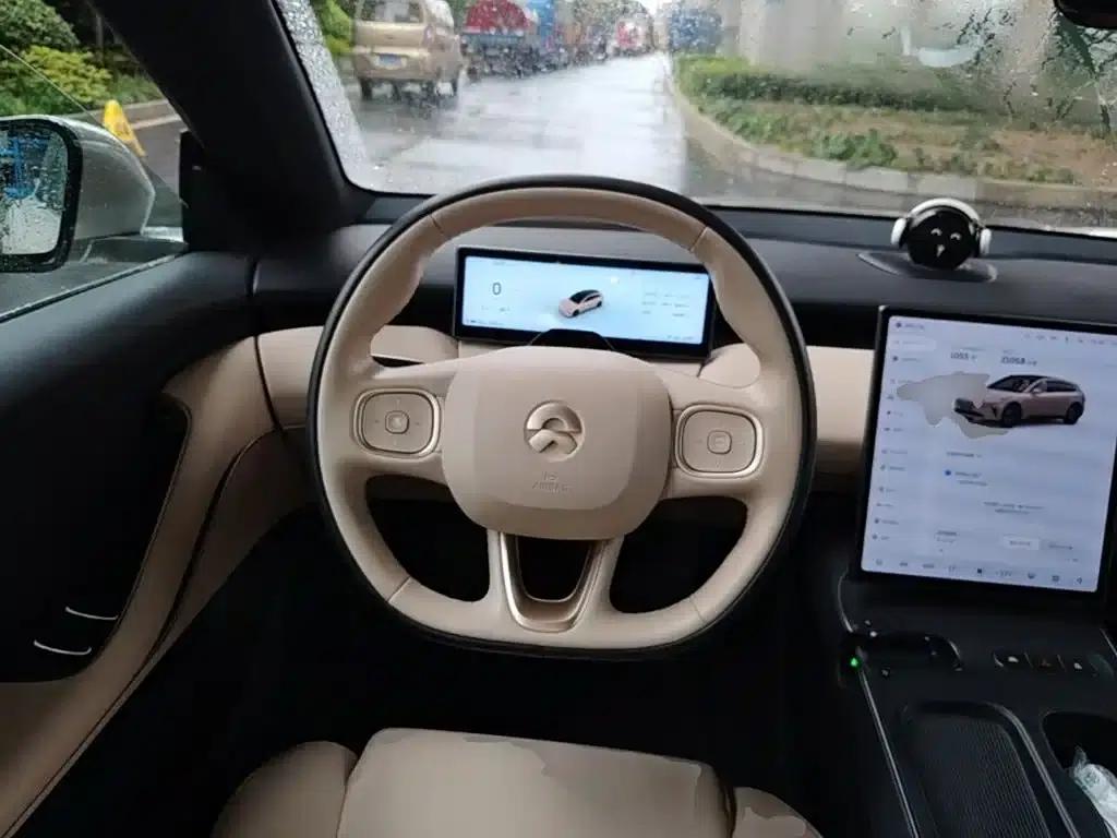 NIO ET5T 2023 75kWh Touring — миниатюра 11