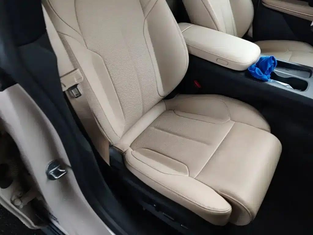 NIO ET5T 2023 75kWh Touring — миниатюра 25