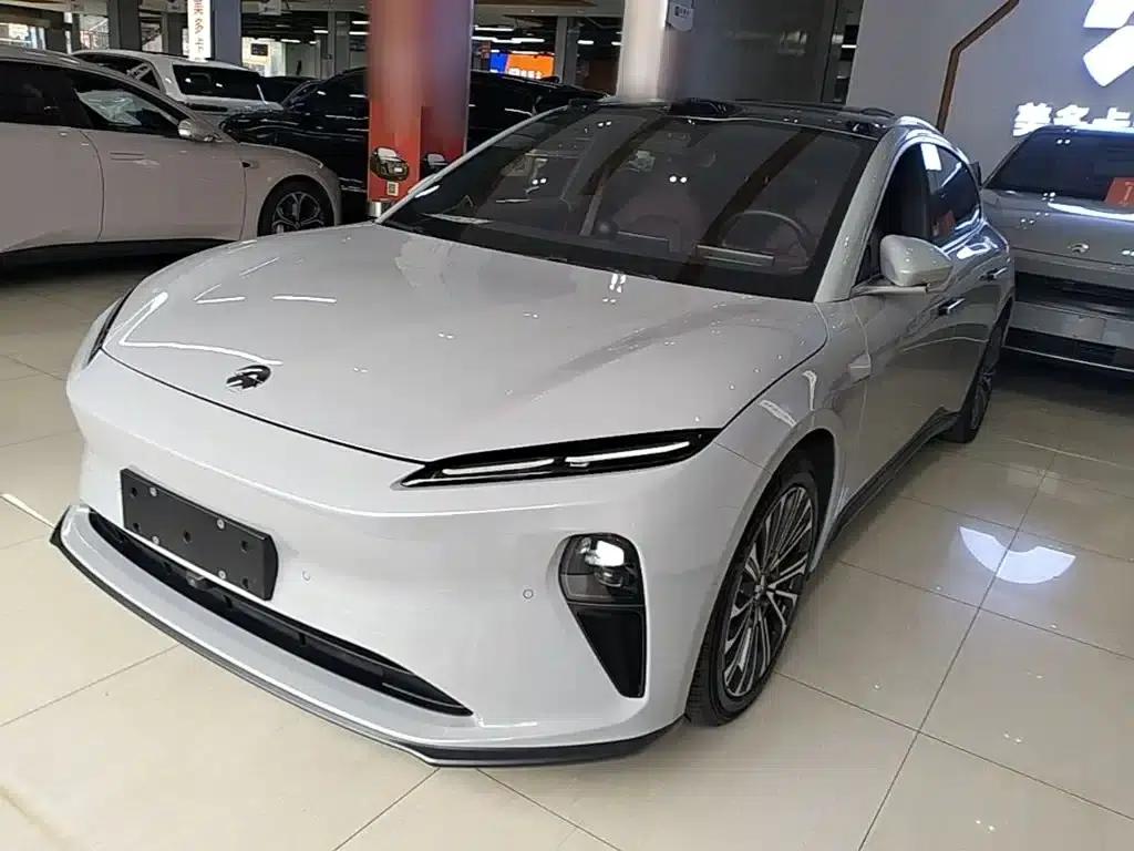 NIO ET5T 2024 Model 75kWh Touring — миниатюра 1