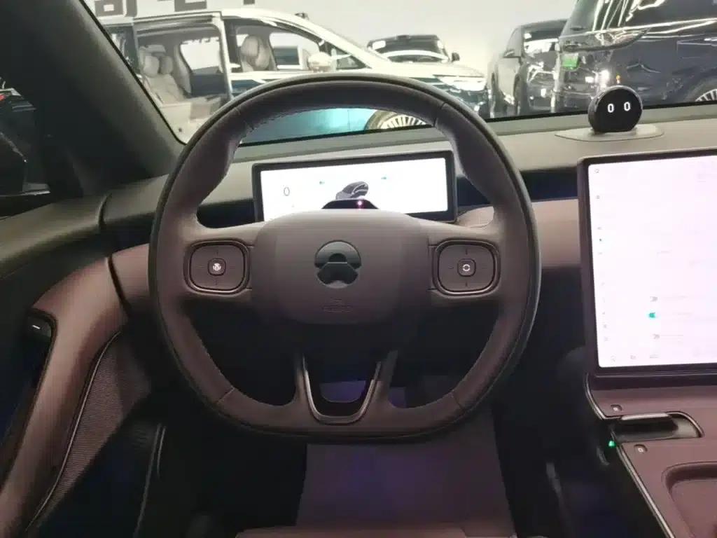 NIO ET5T 2024 Model 75kWh Touring — миниатюра 11