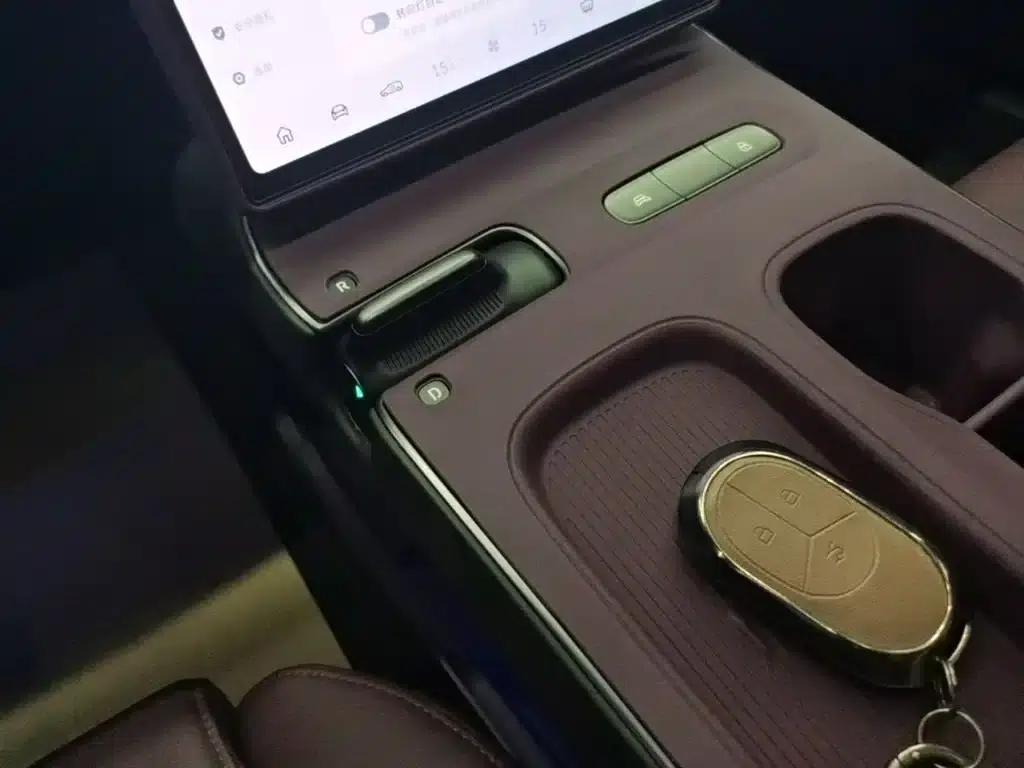 NIO ET5T 2024 Model 75kWh Touring — миниатюра 14