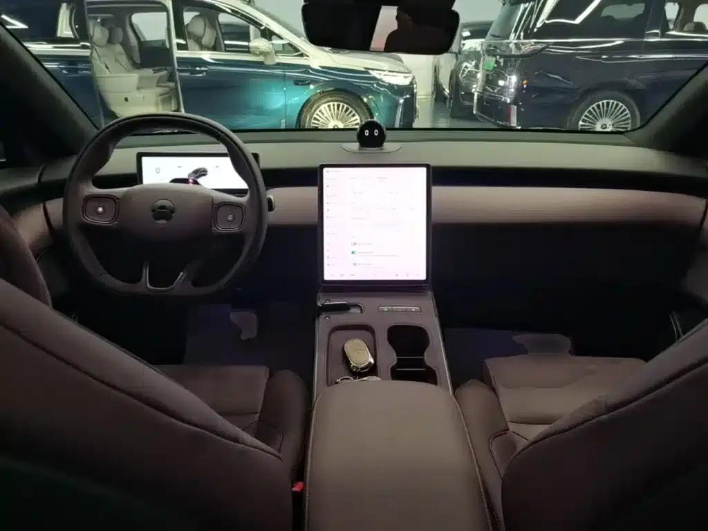 NIO ET5T 2024 Model 75kWh Touring — миниатюра 10