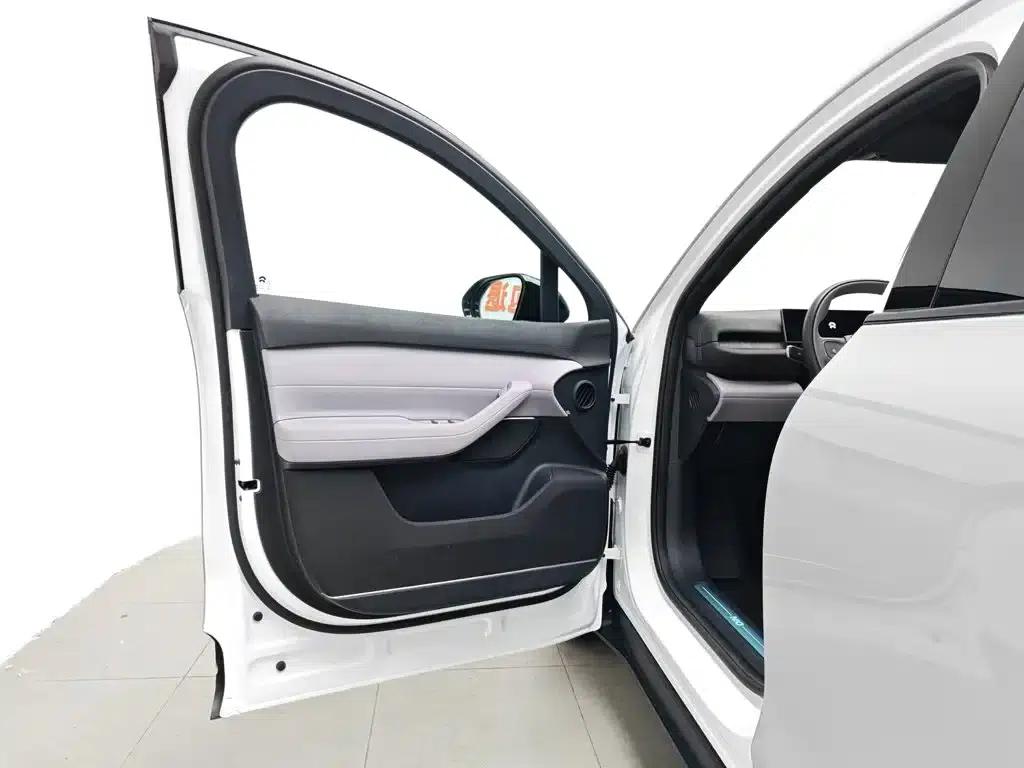 NIO EC6 2024 model 75kWh — миниатюра 8