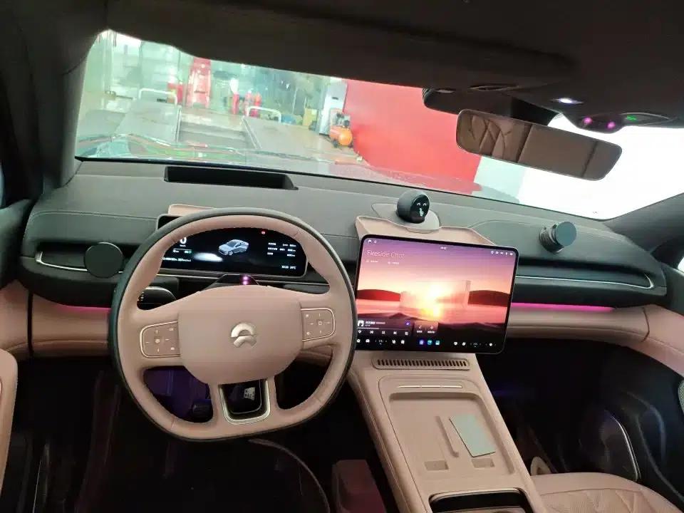 NIO EC6 2025 model 75kWh — миниатюра 4